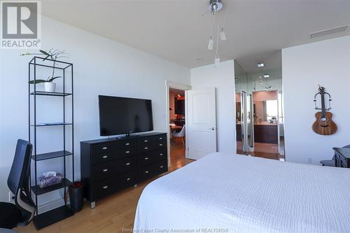 1225 Riverside Unit# 605, Windsor, ON - Indoor Photo Showing Bedroom