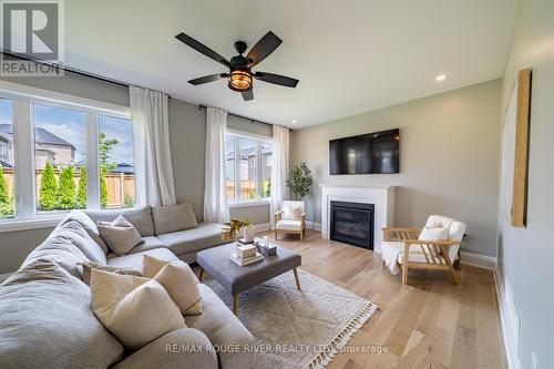 120 Highlands Boulevard, Cavan Monaghan, ON - Indoor Photo Showing Living Room With Fireplace