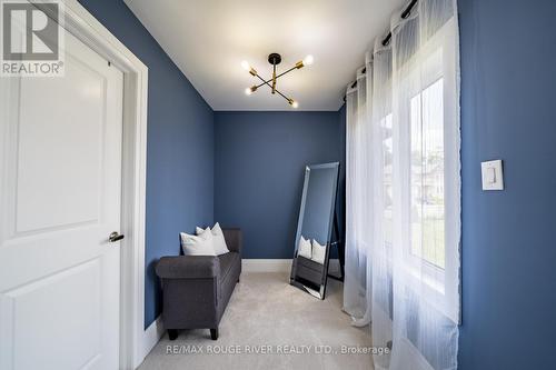 120 Highlands Boulevard, Cavan Monaghan, ON - Indoor Photo Showing Other Room