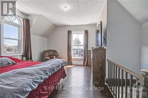 30 King Street, North Dundas, ON - Indoor Photo Showing Bedroom