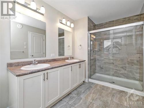 502 Muscari Street, Ottawa, ON - Indoor Photo Showing Bathroom