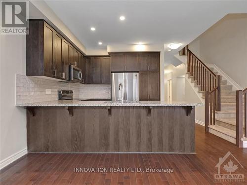 502 Muscari Street, Ottawa, ON - Indoor Photo Showing Kitchen With Upgraded Kitchen