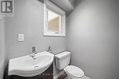 532 Grandview Street S, Oshawa (Donevan), ON - Indoor Photo Showing Bathroom