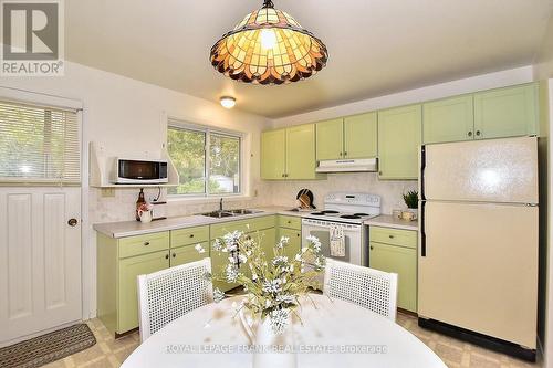 1538 Cherryhill Road, Peterborough (Monaghan), ON - Indoor Photo Showing Kitchen With Double Sink