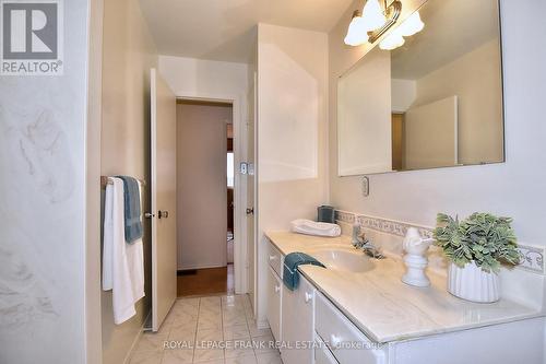 1538 Cherryhill Road, Peterborough (Monaghan), ON - Indoor Photo Showing Bathroom