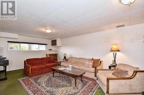 1538 Cherryhill Road, Peterborough (Monaghan), ON - Indoor Photo Showing Living Room