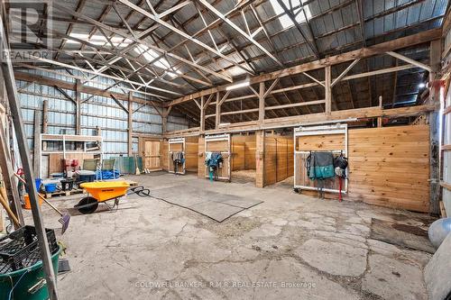 1076 Sandringham Road, Kawartha Lakes, ON - Indoor Photo Showing Garage