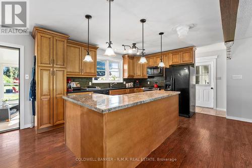 1076 Sandringham Road, Kawartha Lakes, ON - Indoor Photo Showing Kitchen