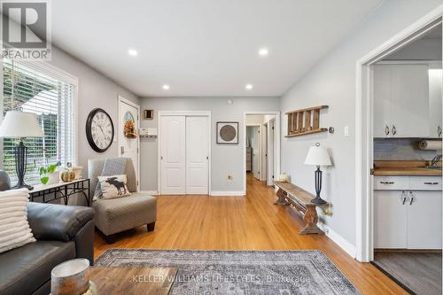 10 Tewksbury Crescent, London, ON - Indoor Photo Showing Other Room