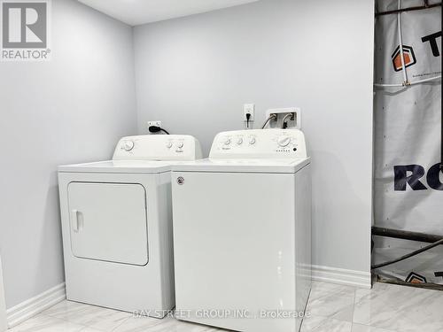 1403 Old Green Lane Bsmt, East Gwillimbury, ON - Indoor Photo Showing Laundry Room