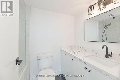 706 - 7420 Bathurst Street, Vaughan, ON - Indoor Photo Showing Bathroom