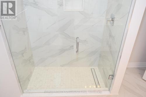 588 Juneberry Court, Milton, ON - Indoor Photo Showing Bathroom