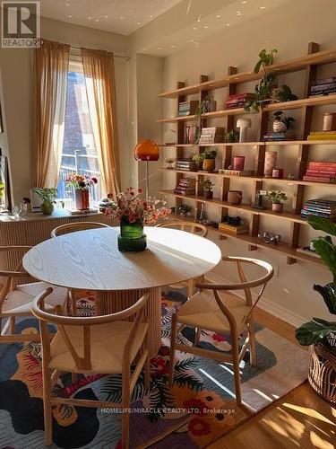 Upper - 868 Oasis Drive N, Mississauga, ON - Indoor Photo Showing Dining Room