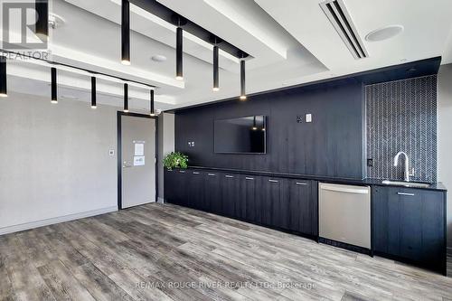 1002 - 10 Wilby Crescent, Toronto, ON - Indoor