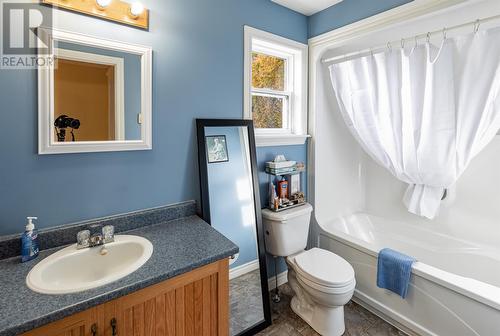 38 Erley Street, St. John'S, NL - Indoor Photo Showing Bathroom