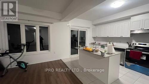 7 Fennell Street, Southgate, ON - Indoor Photo Showing Kitchen