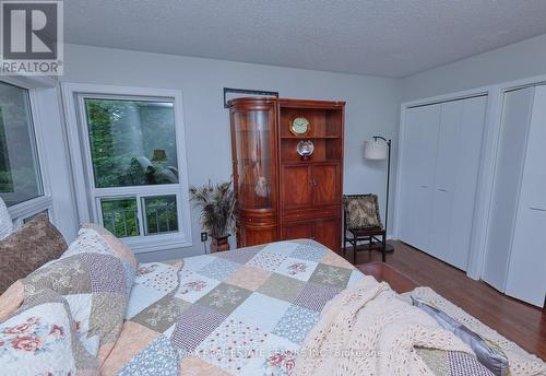 7 Mccutcheon Road, Mulmur, ON - Indoor Photo Showing Bedroom