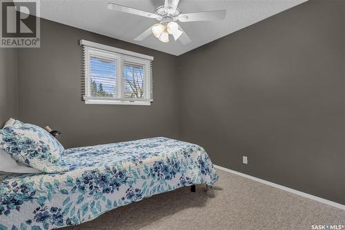 409 Guelph Crescent, Saskatoon, SK - Indoor Photo Showing Bedroom