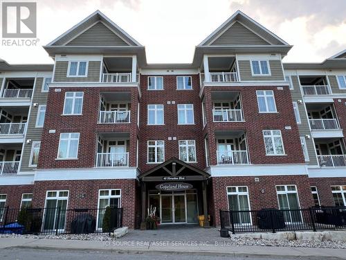 405 - 40 Horseshoe Boulevard, Oro-Medonte, ON - Outdoor With Balcony With Facade