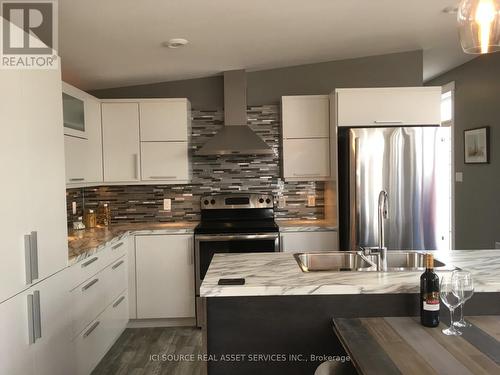 51 - 5620 Rockdale Road, Ottawa, ON - Indoor Photo Showing Kitchen With Double Sink With Upgraded Kitchen