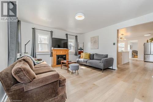 26 Elgin Street S, Cambridge, ON - Indoor Photo Showing Living Room With Fireplace