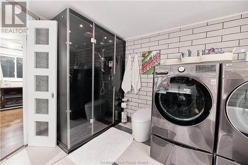 30 Allan Street, Coniston, ON - Indoor Photo Showing Laundry Room