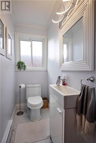 30 Allan Street, Coniston, ON - Indoor Photo Showing Bathroom