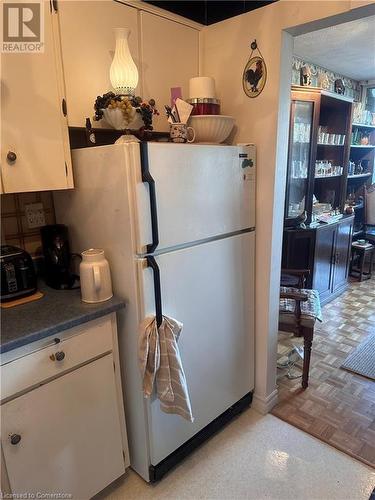 24 Midland Drive Unit# 301, Kitchener, ON - Indoor Photo Showing Kitchen