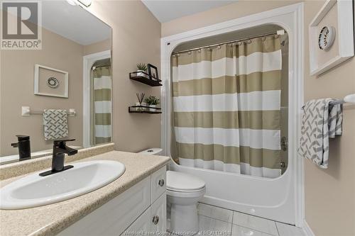 1544 Heatherglen Drive, Tecumseh, ON - Indoor Photo Showing Bathroom