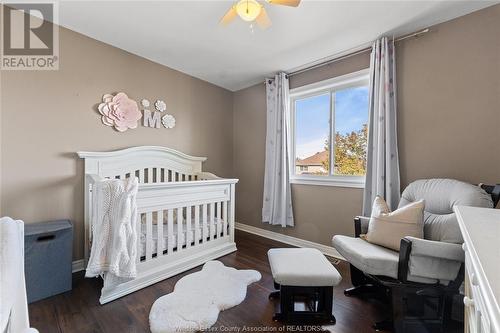 1544 Heatherglen Drive, Tecumseh, ON - Indoor Photo Showing Bedroom