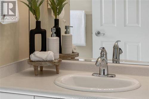 1544 Heatherglen Drive, Tecumseh, ON - Indoor Photo Showing Bathroom