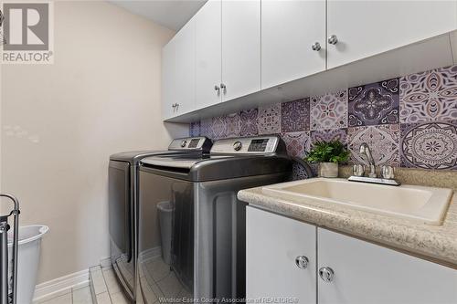 1544 Heatherglen Drive, Tecumseh, ON - Indoor Photo Showing Laundry Room