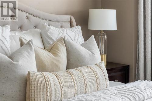 1544 Heatherglen Drive, Tecumseh, ON - Indoor Photo Showing Bedroom