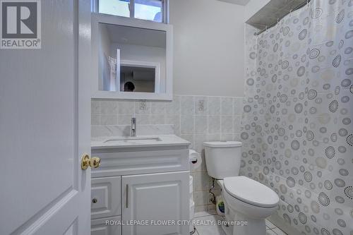 43 Rattlesnake Road, Brampton, ON - Indoor Photo Showing Bathroom