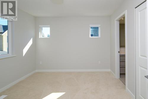 143 1330 Wellon Street, Coquitlam, BC - Indoor Photo Showing Other Room