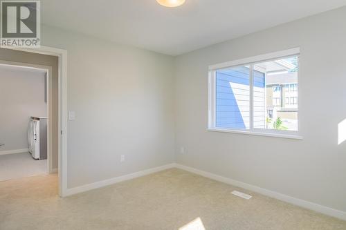 143 1330 Wellon Street, Coquitlam, BC - Indoor Photo Showing Other Room