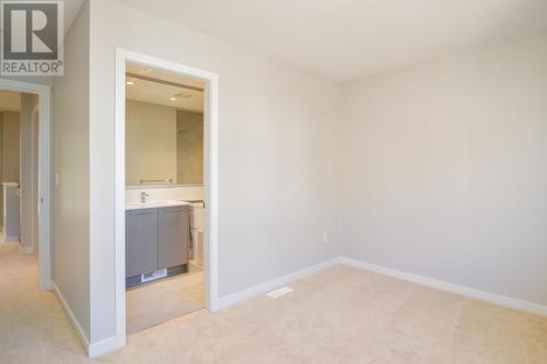 143 1330 Wellon Street, Coquitlam, BC - Indoor Photo Showing Other Room