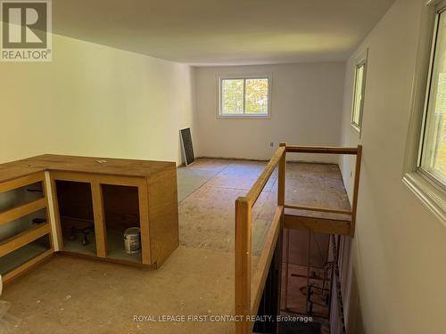 3895 Vasey Road, Tay, ON - Indoor Photo Showing Other Room