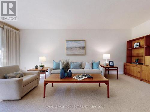 20 Sundance Crescent, Toronto, ON - Indoor Photo Showing Living Room