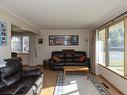 102 Hourigan Crescent, Thunder Bay, ON  - Indoor Photo Showing Living Room 