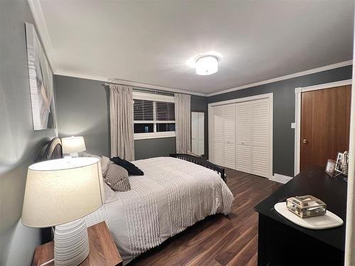 115 Hawthorne Drive, Thunder Bay, ON - Indoor Photo Showing Bedroom