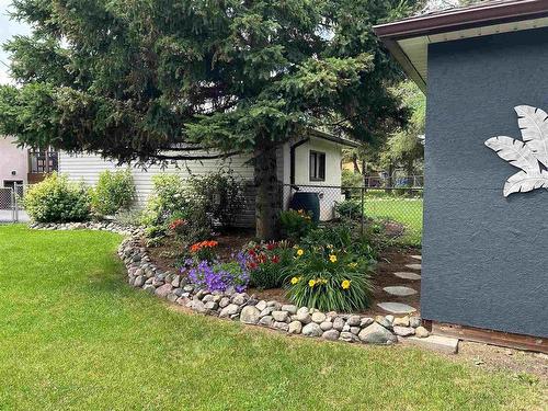 115 Hawthorne Drive, Thunder Bay, ON - Outdoor