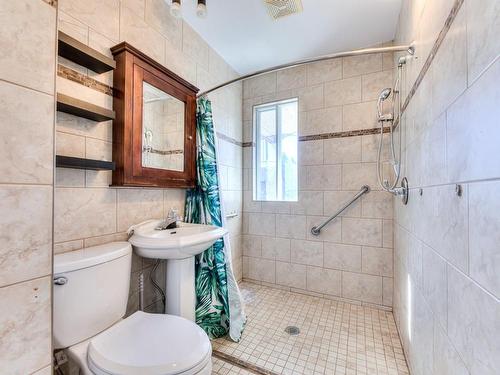 Salle de bains - 100 Rue Leduc, Sainte-Thérèse, QC - Indoor Photo Showing Bathroom