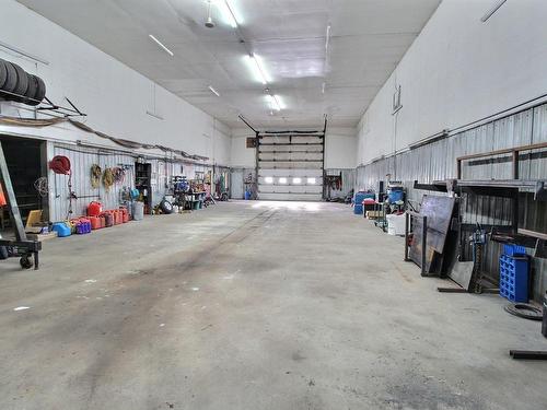 Garage - 12920 Boul. Rideau, Rouyn-Noranda, QC - Indoor Photo Showing Garage