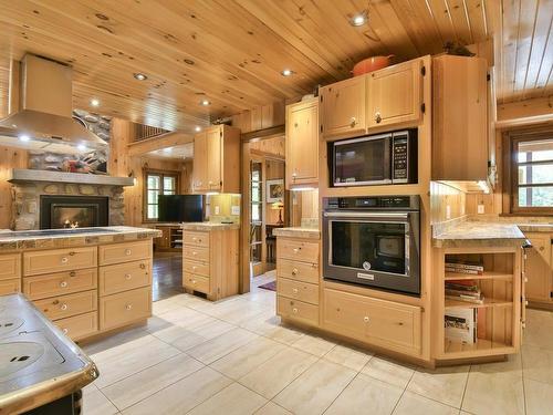 Kitchen - 131 Ch. Du Mont-Corbeau S., Saint-Adolphe-D'Howard, QC - Indoor Photo Showing Kitchen