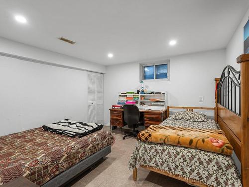 Chambre Ã Â coucher - 892  - 894 Rue Wilfrid-Laurier, Laval (Chomedey), QC - Indoor Photo Showing Bedroom