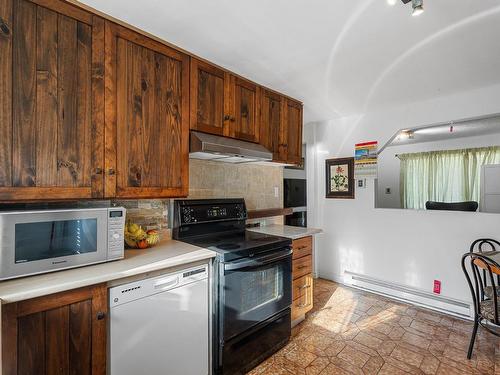 Cuisine - 892  - 894 Rue Wilfrid-Laurier, Laval (Chomedey), QC - Indoor Photo Showing Kitchen