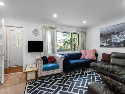 Salon - 892  - 894 Rue Wilfrid-Laurier, Laval (Chomedey), QC - Indoor Photo Showing Living Room