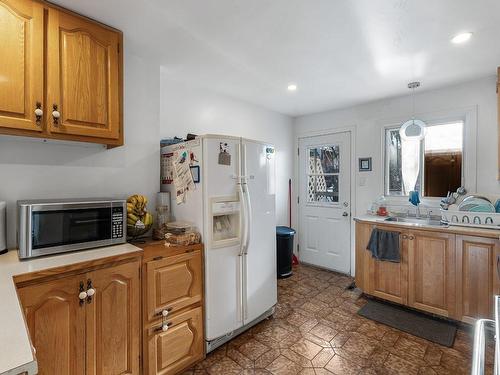 Cuisine - 892  - 894 Rue Wilfrid-Laurier, Laval (Chomedey), QC - Indoor Photo Showing Kitchen