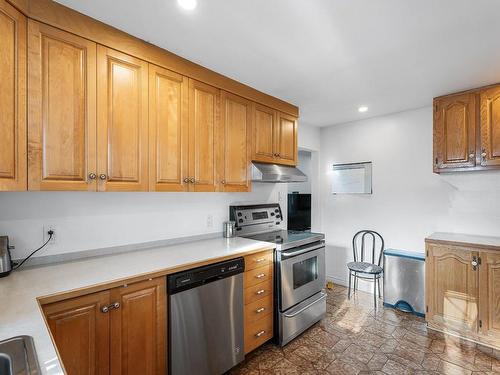 Cuisine - 892  - 894 Rue Wilfrid-Laurier, Laval (Chomedey), QC - Indoor Photo Showing Kitchen